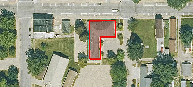 900 Mamie Eisenhower Ave