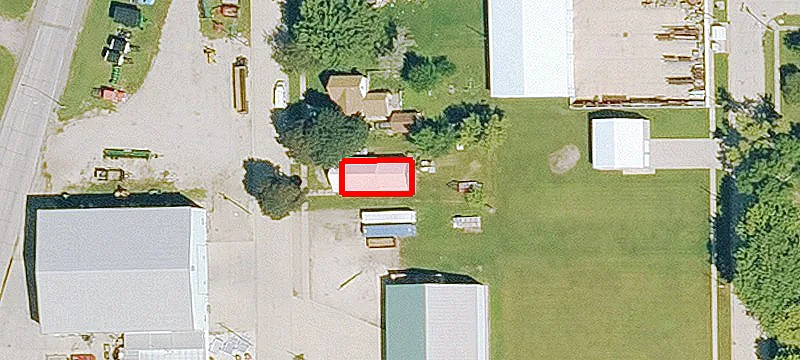 140 3rd Ave