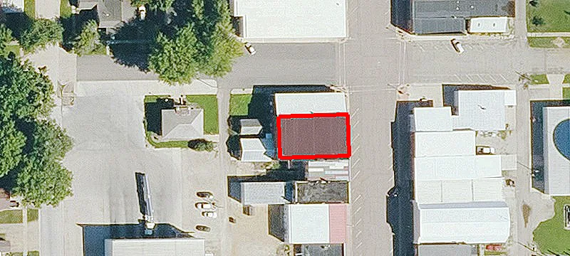 121 Main St