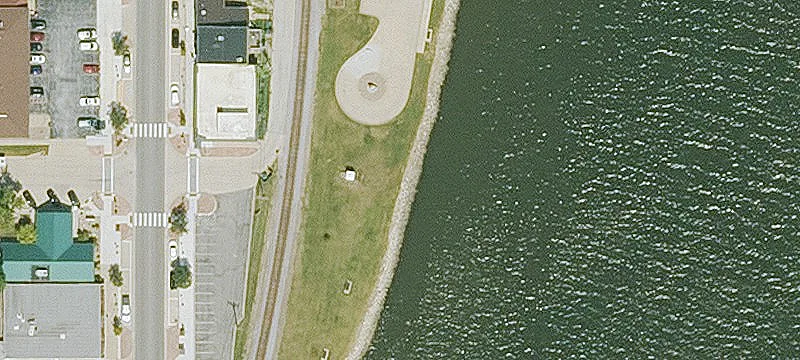 Le Claire, IA 52753