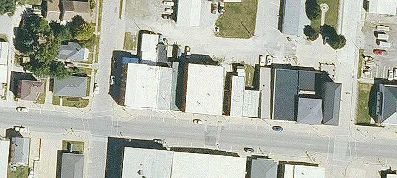 128 Main St