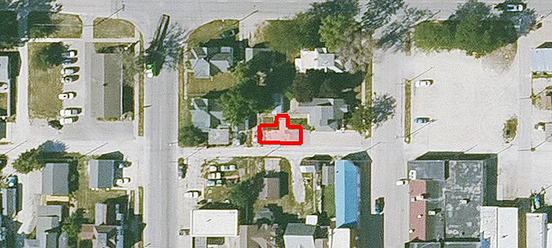 305 B Ave