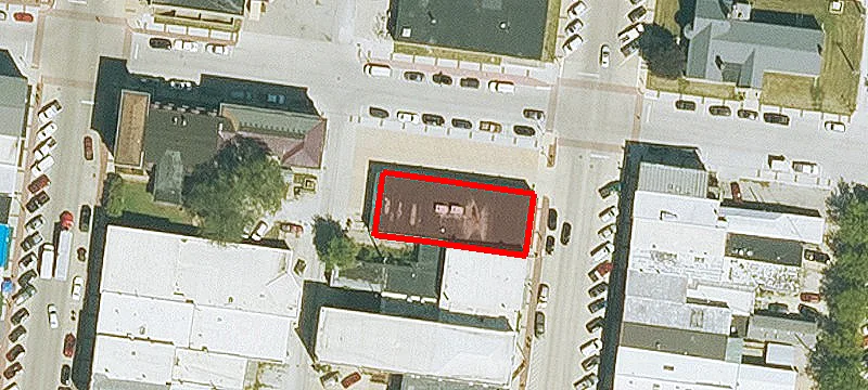 127 Main St