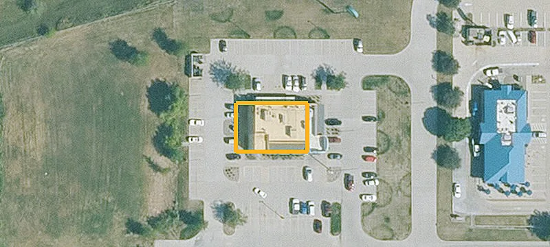 2621 Adventureland Dr