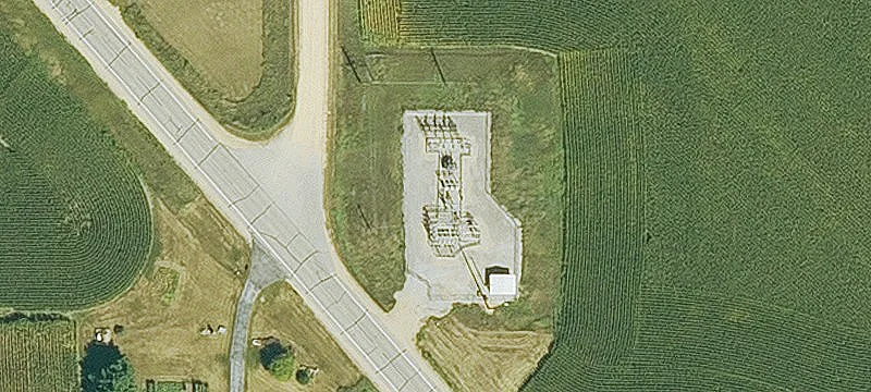 Dixon, IA 52745