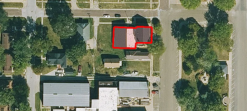 821 Benton Ave