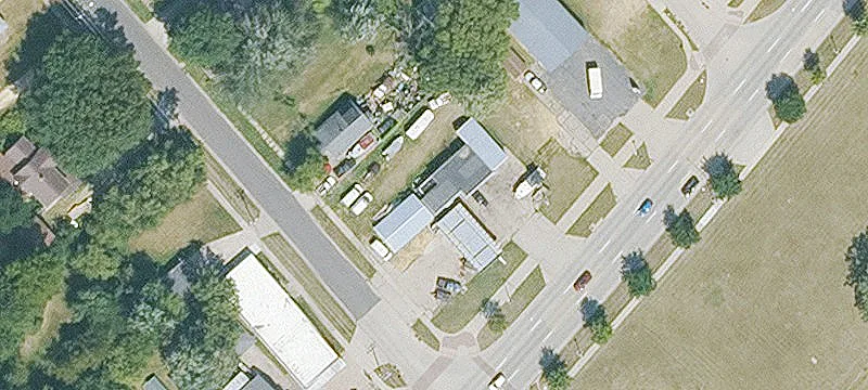 2020 Camanche Ave