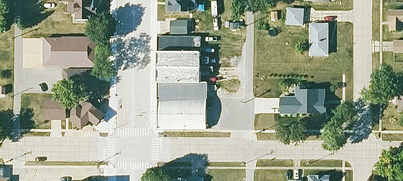 302 Main St