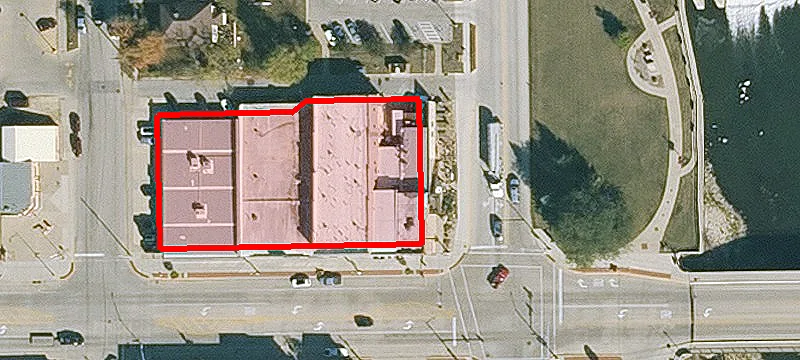104 Bremer Ave
