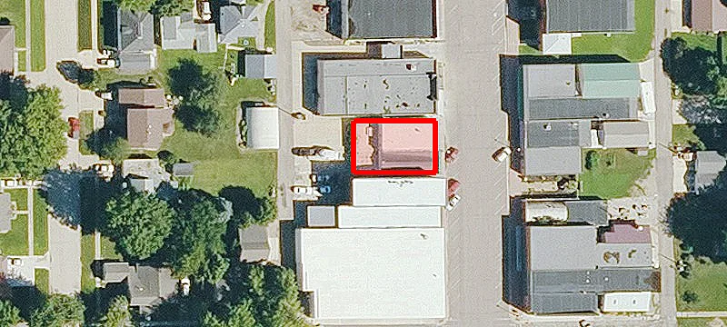 215 Main St