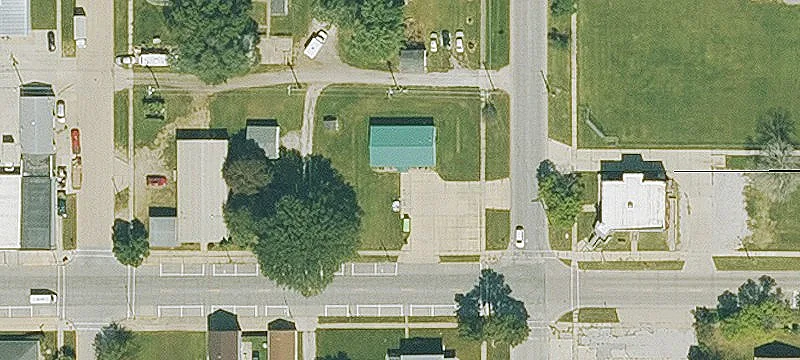 801 Mamie Eisenhower Ave