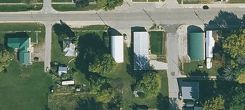302 Main St