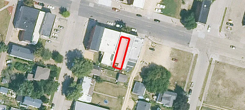 77 Main Ave