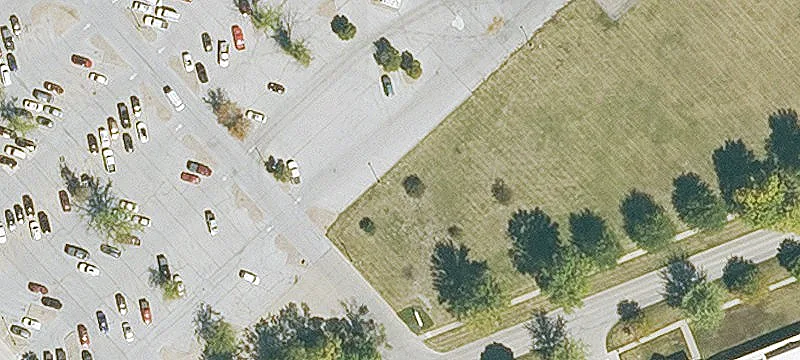 1555 Mall Dr