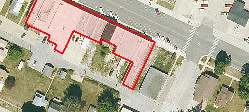 122 Main St