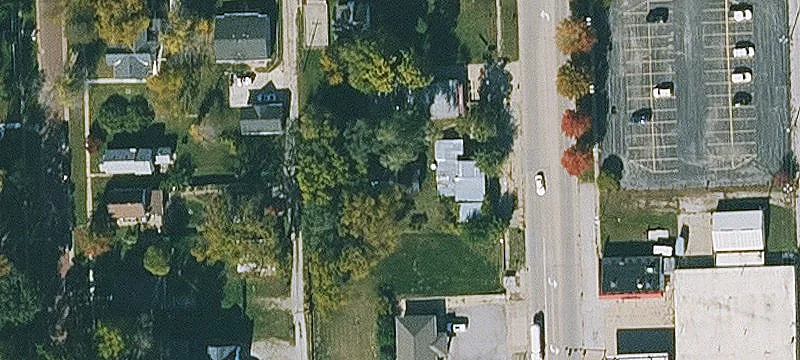 8 Locust St