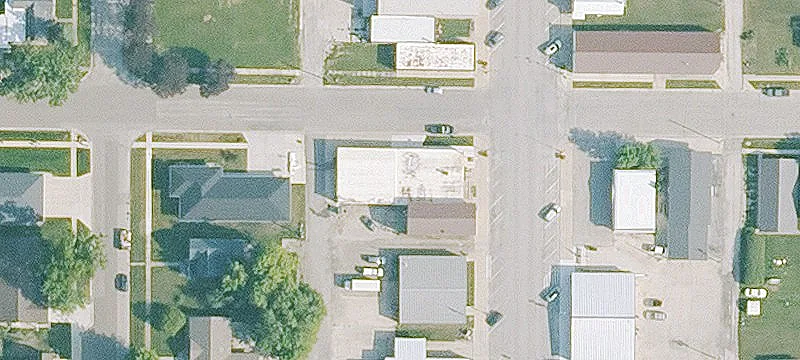 301 Broadway Ave