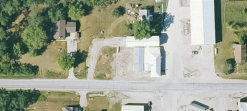 Bloomfield, IA 52537