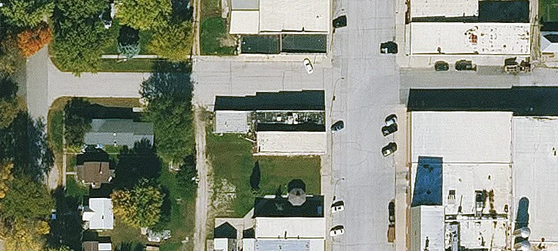 128 Main St