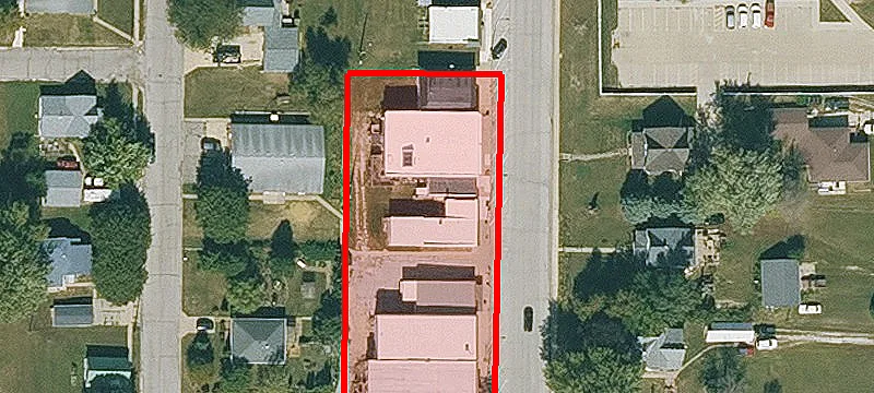 4218 Main St