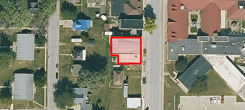 4234 Main St