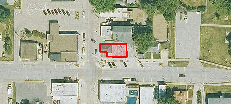 802 Main St