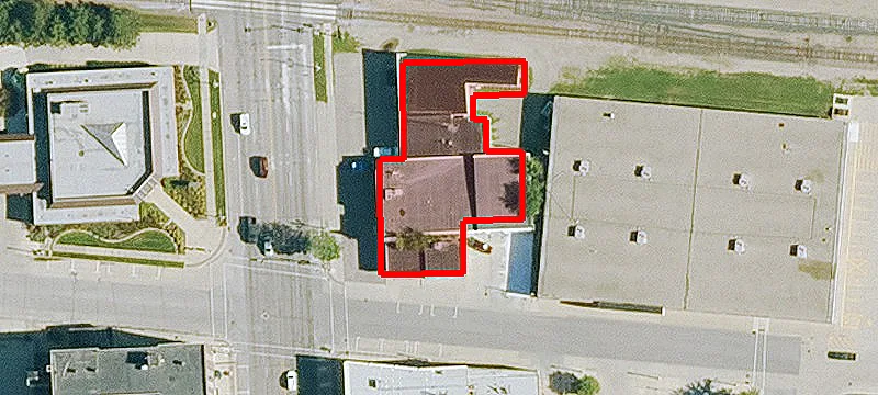 704 Grand Ave