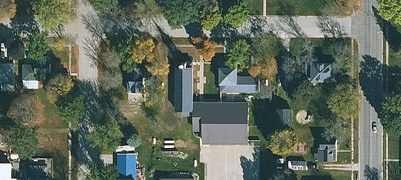 105 6th St