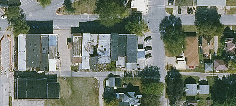 738 Main St