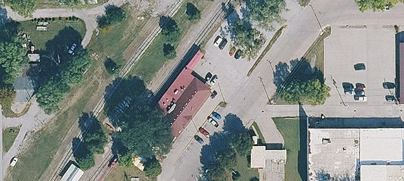 101 Railroad St