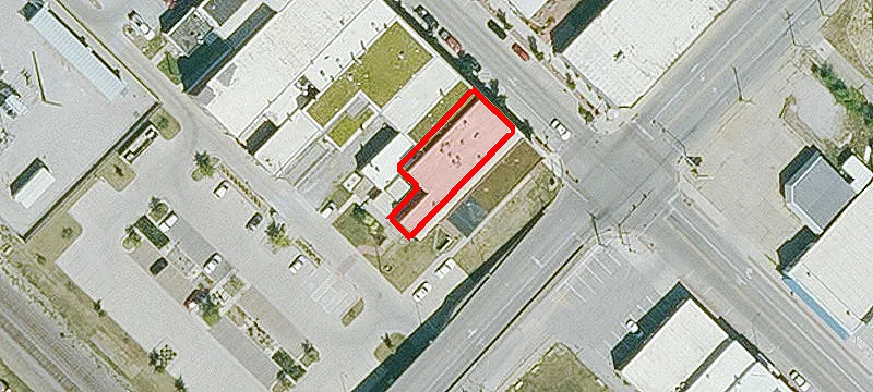 332 Main St