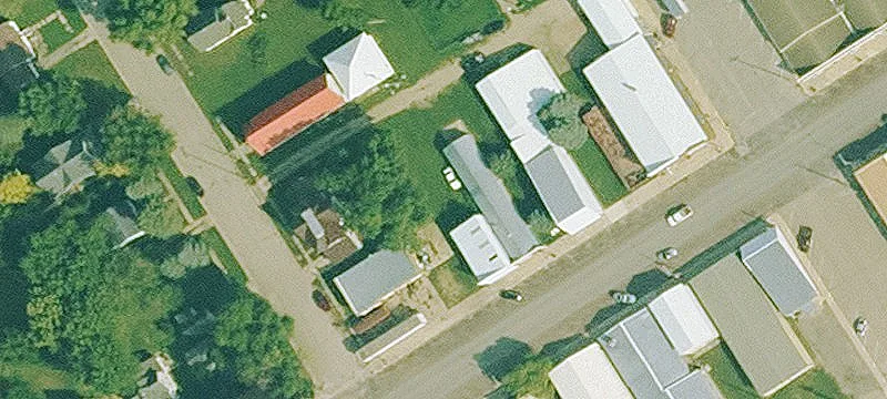 121 Maple St