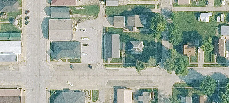 606 2nd Ave
