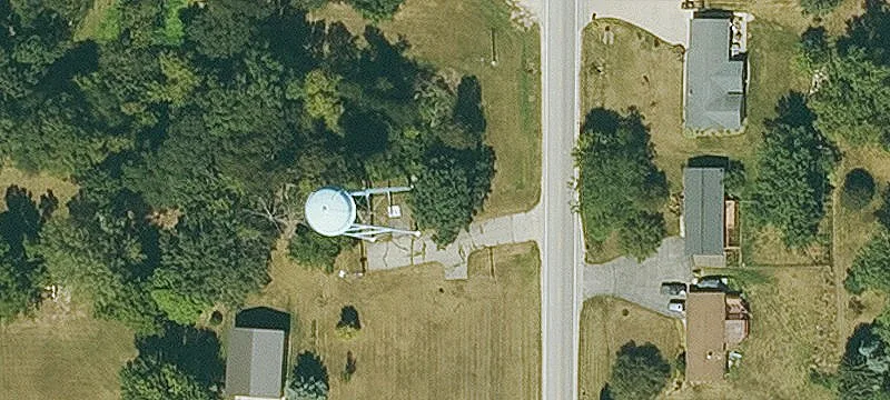 2715 Locust Rd