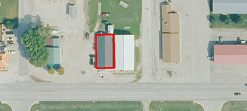 3301 Main St