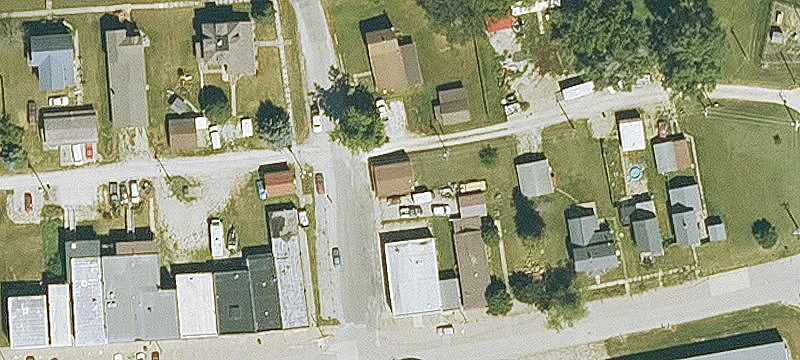 221 2nd St