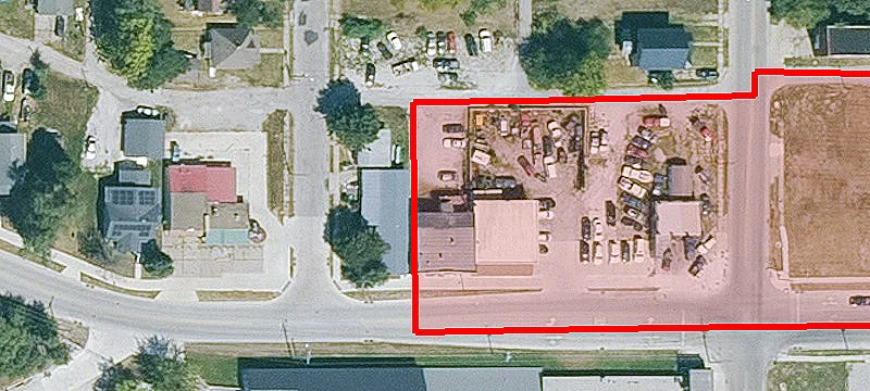 1403 Main St
