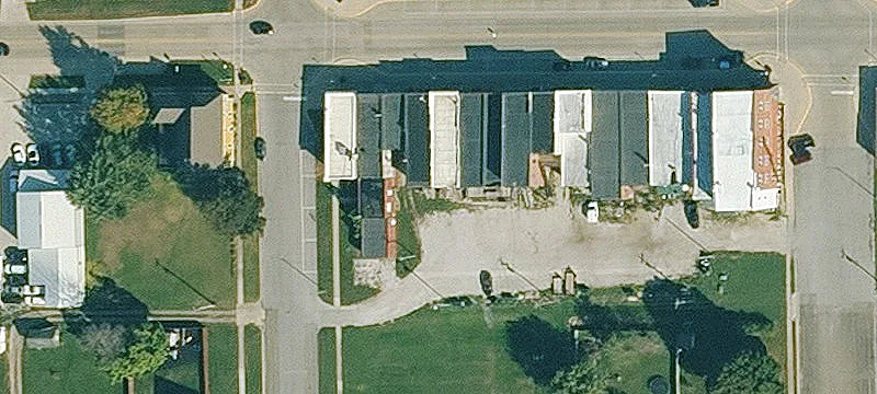 128 Main St