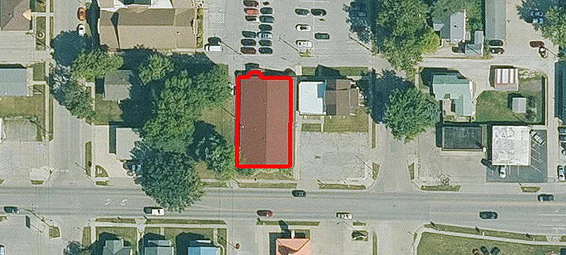 106 2nd Ave