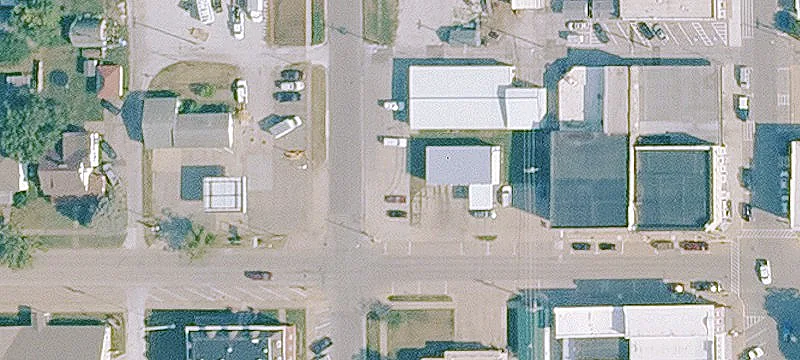 Benton W Ave