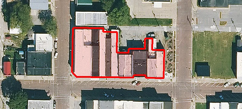 411 Main St