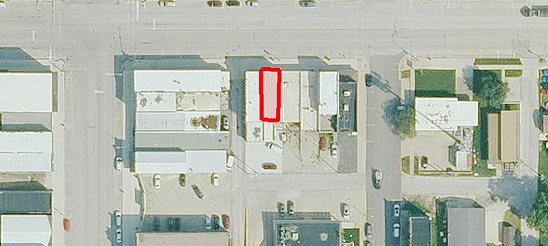 2110 Main St