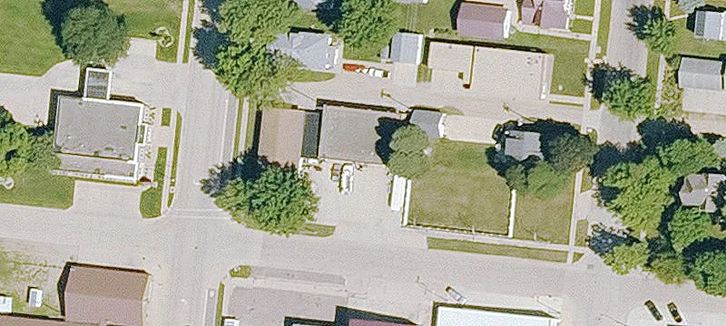 204 8th St
