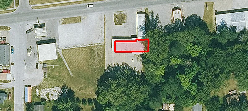 1330 Albia Rd