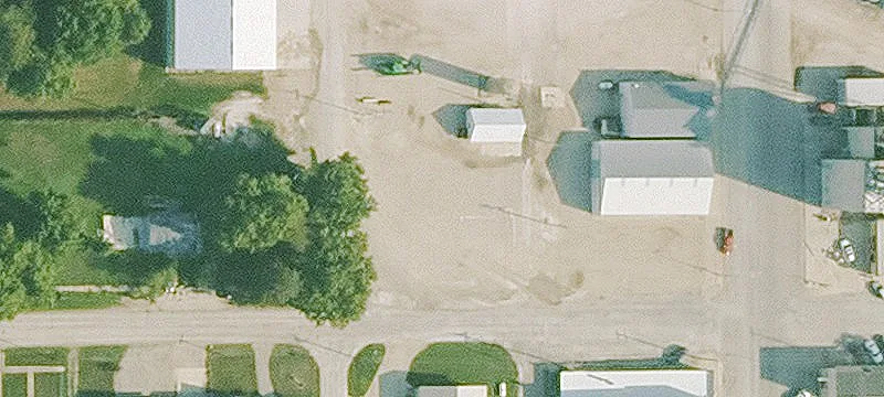 Garage On Humboldt Ave