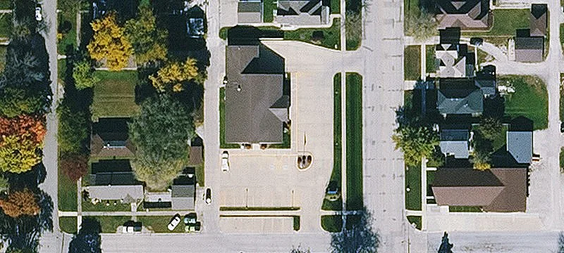 323 Commercial Ave