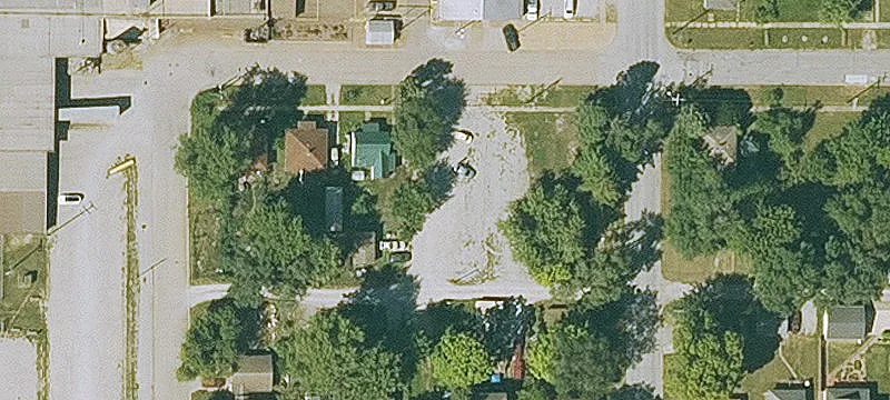 904 Depot Ave