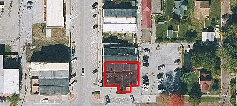 412 Main St
