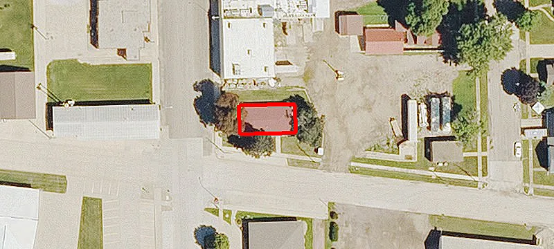 806 Main St