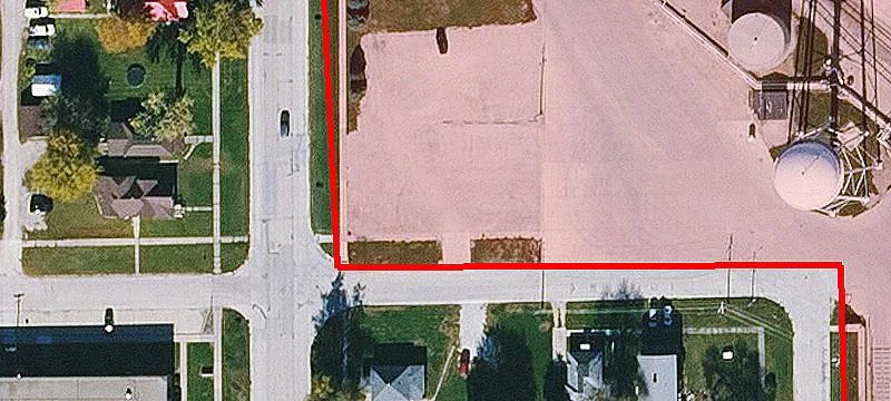 400 Commercial Ave